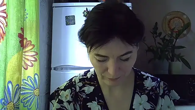 Krystal 82 online show from November 23, 8:58 am