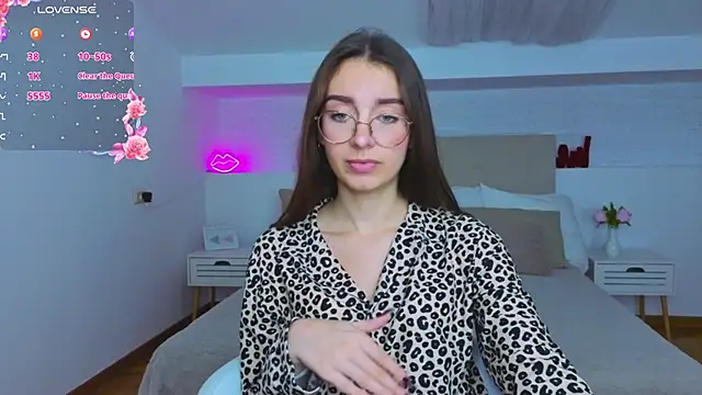 Real cutie1 online show from September 26, 9:52 pm