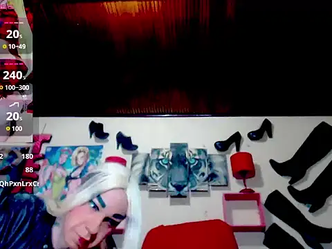 Snapshot of blondehot5v chatting on September 12, 12:05 pm blondehot5v online show from September 12, 12:05 pm