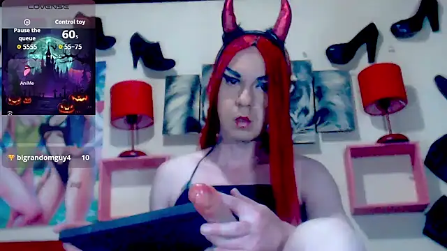 Snapshot of blondehot5v chatting on November 21, 10:41 pm blondehot5v online show from November 21, 10:41 pm