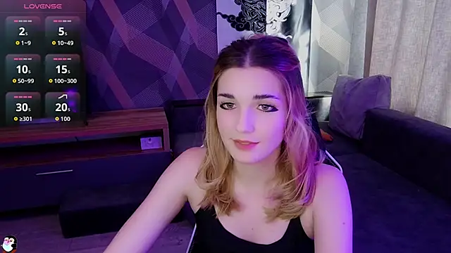 Snapshot of Sandy_Belle chatting on October 13, 9:42 am Sandy Belle online show from October 13, 9:42 am