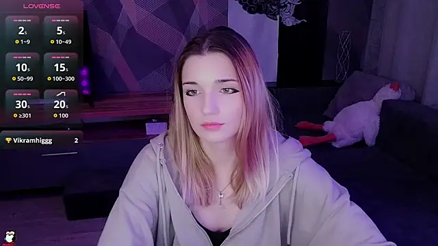 Snapshot of Sandy_Belle chatting on November 7, 7:47 pm Sandy Belle online show from November 7, 7:47 pm