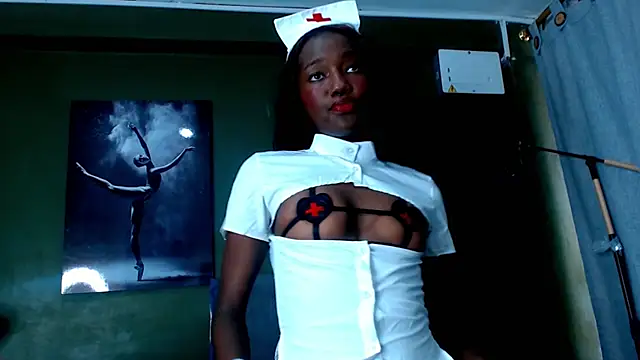 Evaa 18 online show from October 3, 5:54 pm