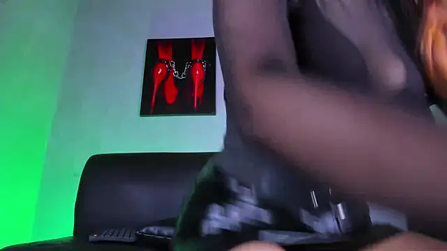 isabellestone online show from September 22, 8:44 pm