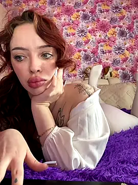 Snapshot of Hannah_xBaby chatting on September 12, 2:17 pm Hannah xBaby online show from September 12, 2:17 pm