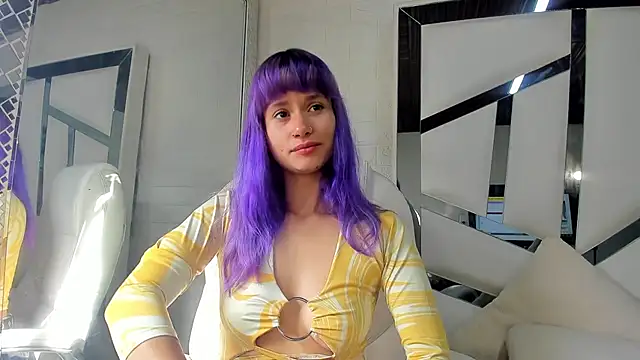 Snapshot of barbieambar chatting on September 23, 1:03 pm barbieambar online show from September 23, 1:03 pm