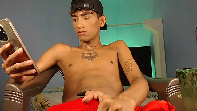 gabo hotboy online show from November 10, 8:41 pm