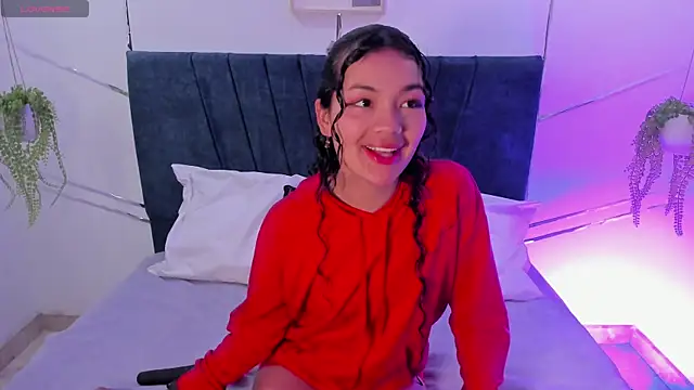 Camilla Miller01 online show from September 18, 1:02 pm