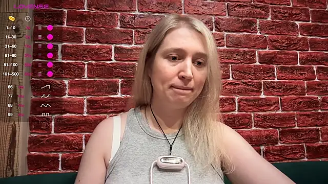 CitrusBlissss online show from November 23, 2:39 pm