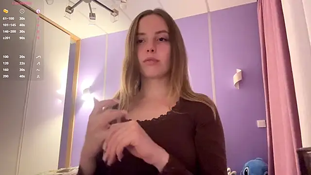 Snapshot of LinaMoonBlessed chatting on November 25, 3:45 pm LinaMoonBlessed online show from November 25, 3:45 pm