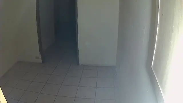 Snapshot of BlondZilla chatting on October 26, 12:44 pm BlondZilla online show from October 26, 12:44 pm