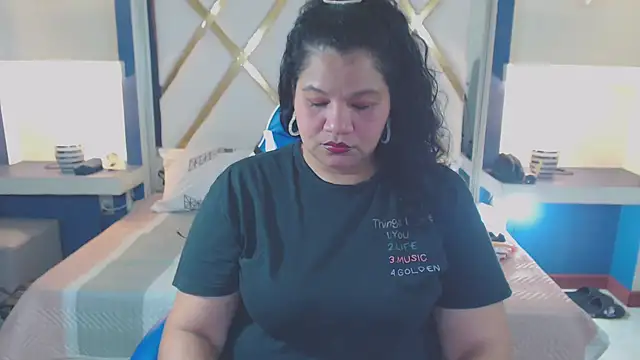 Snapshot of May_fk chatting on October 2, 3:13 am May fk online show from October 2, 3:13 am