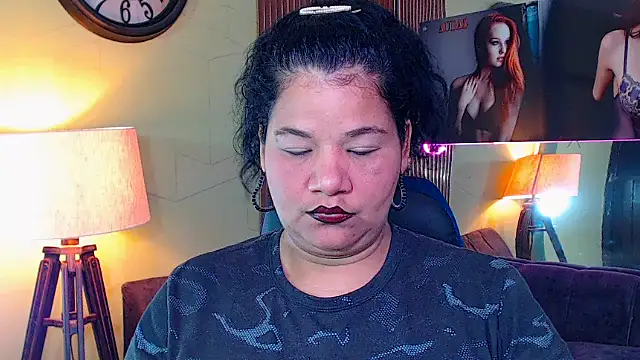 Snapshot of May_fk chatting on October 28, 4:38 am May fk online show from October 28, 4:38 am