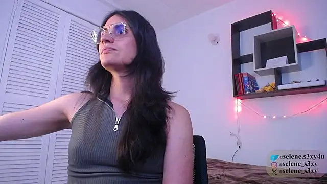 selene s3x online show from December 20, 11:01 pm