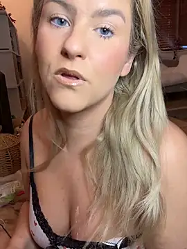 Charleigh xx online show from October 17, 9:56 am