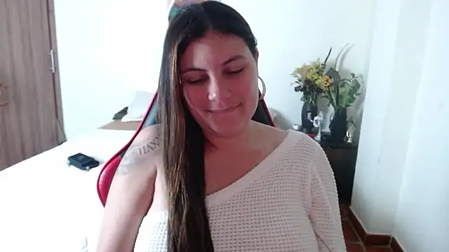 Snapshot of Secret_Bella chatting on September 29, 11:59 am Secret Bella online show from September 29, 11:59 am