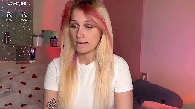  Annabel Myr  online show from October 9, 11:19 am