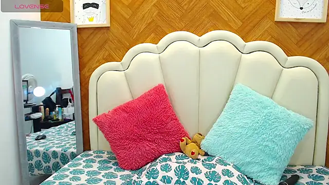 mariahsugarr online show from September 19, 5:53 am