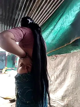 Snapshot of Falguni_Desai chatting on December 3, 2:08 am Falguni Desai online show from December 3, 2:08 am