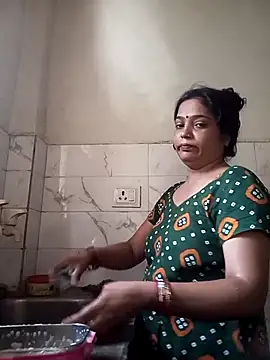 Snapshot of Trisha_71 chatting on September 24, 3:32 am Trisha 71 online show from September 24, 3:32 am