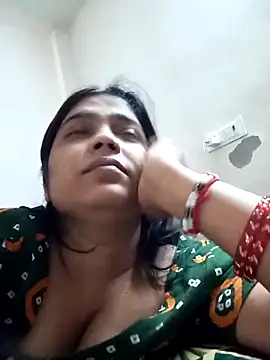 Snapshot of Trisha_71 chatting on October 7, 5:48 am Trisha 71 online show from October 7, 5:48 am