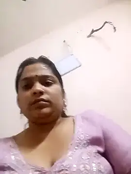 Snapshot of Trisha_71 chatting on November 17, 4:35 pm Trisha 71 online show from November 17, 4:35 pm