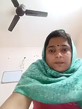 Snapshot of Trisha_71 chatting on November 18, 5:34 am Trisha 71 online show from November 18, 5:34 am