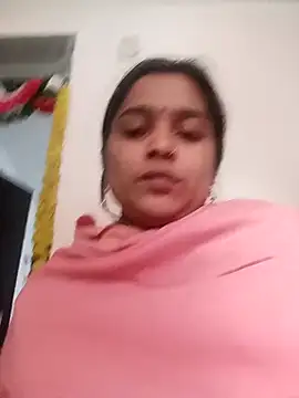 Snapshot of Trisha_71 chatting on December 3, 5:15 am Trisha 71 online show from December 3, 5:15 am