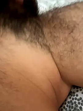 khloo  online show from October 14, 1:23 pm