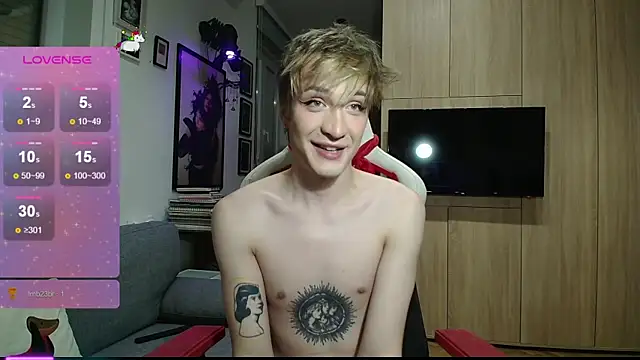 Crystal Valentine online show from September 9, 11:48 pm