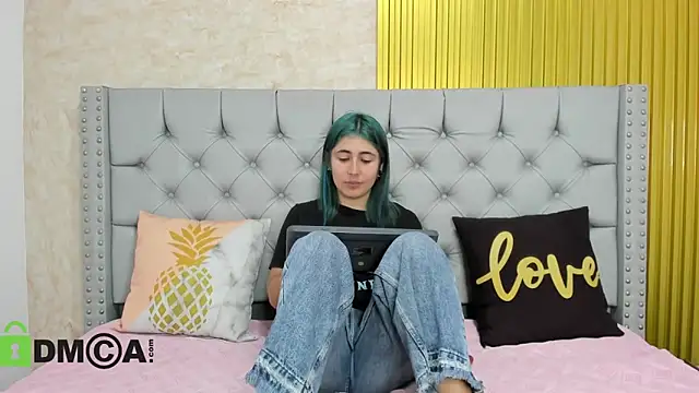 Skarlet 04 online show from November 29, 5:49 pm