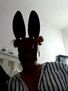 Snapshot of LightskinBumpa chatting on October 4, 12:41 am LightskinBumpa online show from October 4, 12:41 am