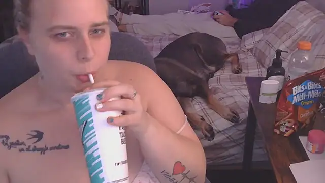 Snapshot of Sexyblonde12344 chatting on October 8, 11:24 pm Sexyblonde12344 online show from October 8, 11:24 pm