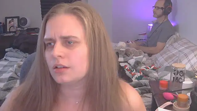 Snapshot of Sexyblonde12344 chatting on November 7, 11:38 pm Sexyblonde12344 online show from November 7, 11:38 pm