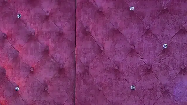 MaddisonBelucci online show from November 4, 8:30 pm