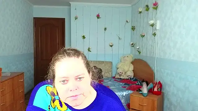 Audrey Aura online show from October 14, 5:08 am