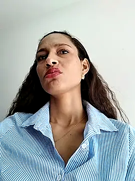 SofiaDelicia online show from September 22, 3:03 pm