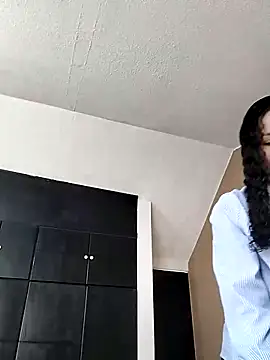 SofiaDelicia online show from October 13, 1:44 pm