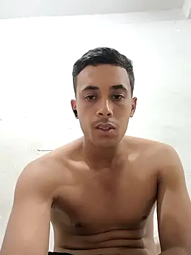 Snapshot of Naymik911 chatting on October 2, 10:50 pm Naymik911 online show from October 2, 10:50 pm