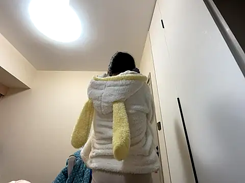 Snapshot of xena0501 chatting on November 12, 2:06 pm xena0501 online show from November 12, 2:06 pm