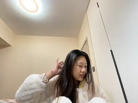 Snapshot of xena0501 chatting on November 18, 3:05 pm xena0501 online show from November 18, 3:05 pm