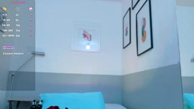 cutepetitee online show from September 25, 8:12 pm