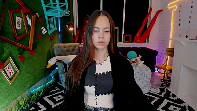 UliaNeer online show from September 10, 5:07 am