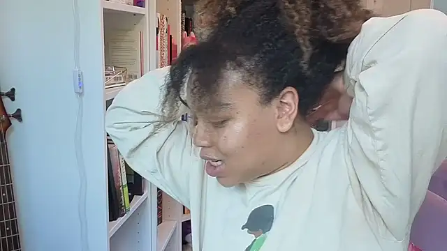 Snapshot of zahrabliss chatting on September 26, 8:02 pm zahrabliss online show from September 26, 8:02 pm