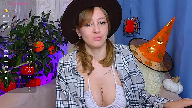 evashiny  online show from October 30, 4:25 am