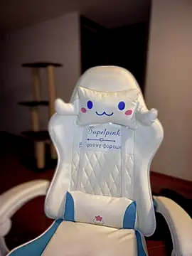 Snapshot of isabela_l chatting on October 18, 10:54 pm isabela l online show from October 18, 10:54 pm