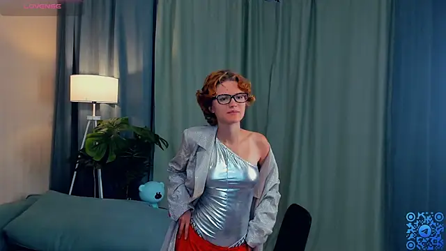 EdlinGathright online show from October 27, 4:16 am