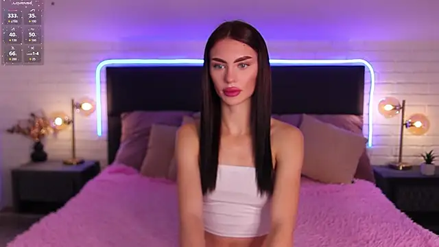 Cherry   Kiss online show from September 11, 6:30 pm