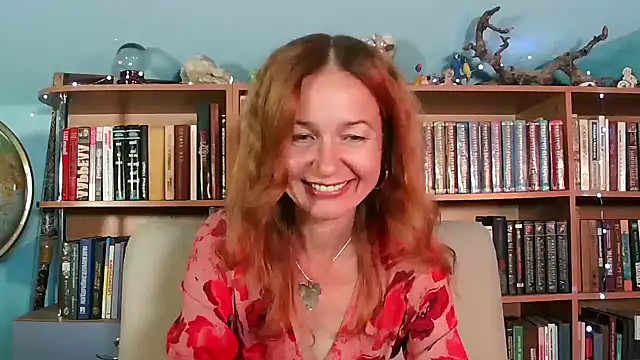 Snapshot of Foxilady357 chatting on September 8, 2:16 pm Foxilady357 online show from September 8, 2:16 pm