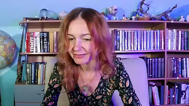 Snapshot of Foxilady357 chatting on October 14, 2:07 pm Foxilady357 online show from October 14, 2:07 pm